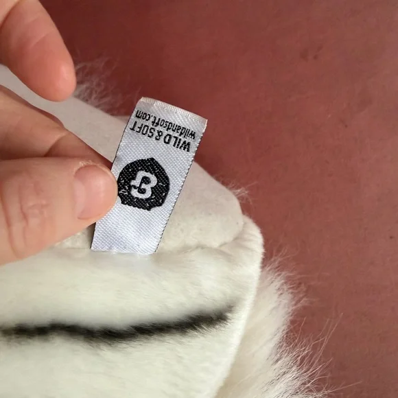 White Tiger Plush Wall hanging nwot - Picture 3 of 5